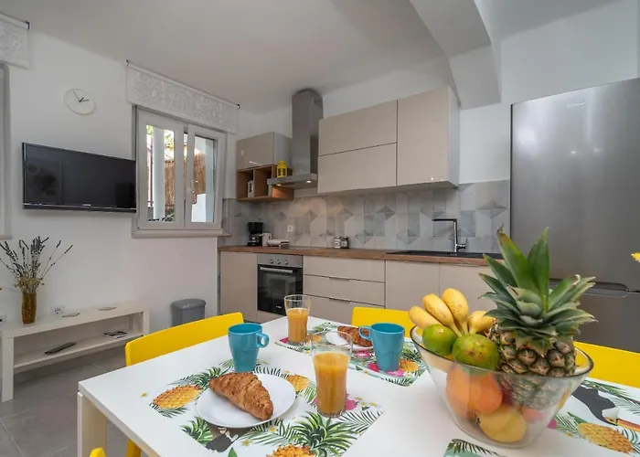 House Polus Tatil Evi