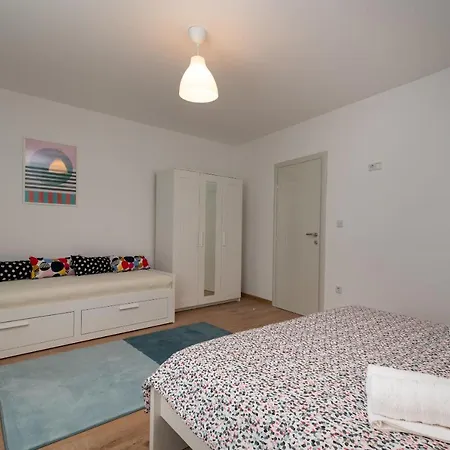 House Polus Dom wakacyjny Trogir