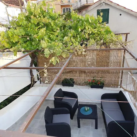 Ferienhaus House Polus *